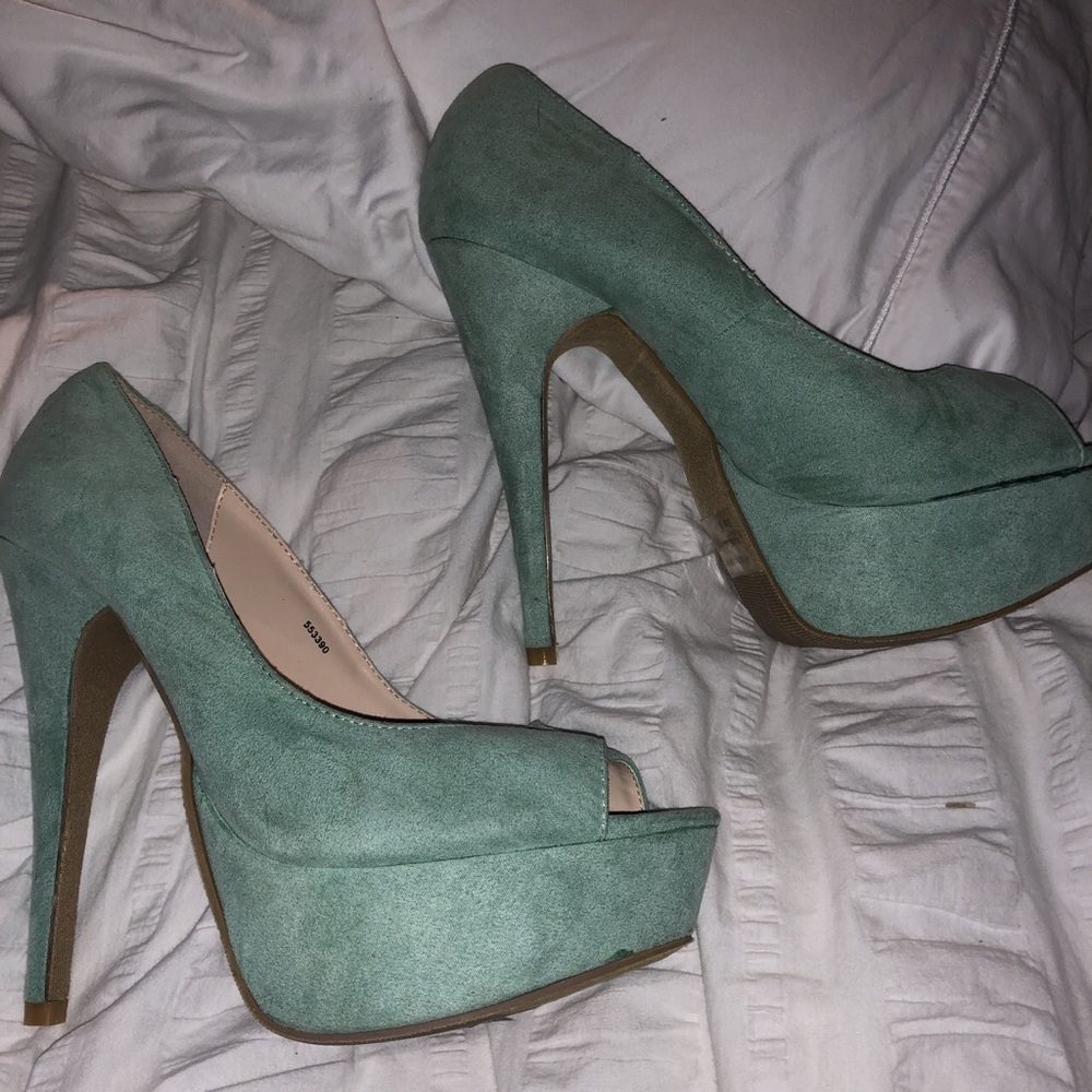 Charlotte Russe teal high heels - size 9
